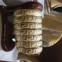 نیم پهن مدل ورساچ