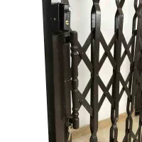 حفاظ درب آکاردئونی