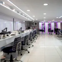 استخدام ناخنکار مسلط به پدیکور و طراحی ساده|استخدام درمانی، زیبایی، بهداشتی|تهران, نیلوفر|دیوار