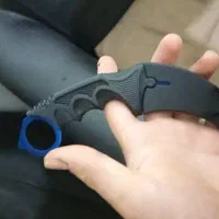 چاقو کارامبیت نو با رنگی زیبا و دل نشین|کوهنوردی و کمپینگ|فولادشهر, B4|دیوار