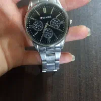 ساعت نو|ساعت|مشهد, جانباز|دیوار