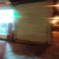 مغازه تجاری