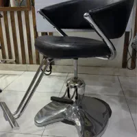 صندلی حرفه ای آرایشگاه