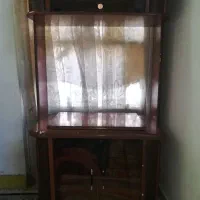 تختخواب یک نفره ، کمد تلویزیون و... تعدادی وسایل|تخت و سرویس خواب|شیراز, کوی فرهنگیان|دیوار