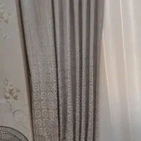 پرده با درگاه ۶ متری همراه یک عدد پرده اتاق|پرده، رانر، رومیزی|قم, پردیسان|دیوار