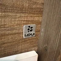 تخت و تشک نو و دراور شرکت آپادانا|مبلمان خانگی و میز عسلی|رشت, منظریه|دیوار