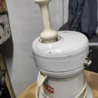 آبمیوه گیری|آبمیوه‌گیر و آب‌مرکبات‌گیر|مشهد, کارگران|دیوار