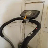 وسایل ورزشی. تردمیل