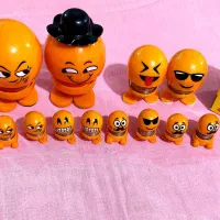 ایموجی فنری تزیینی