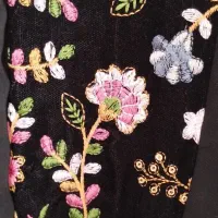 یک قواره چادر مشکی  به همراه یک عبا سوزن دوزی|لباس|تهران, بروجردی|دیوار