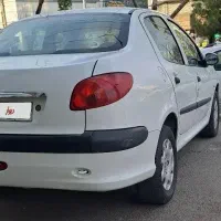 ۲۰۶ صندوقدار تیوفایو V8