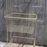 سبد جا سیب زمینی و پیاز