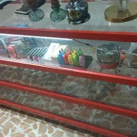ویترین دو متری با شیشه زخیم