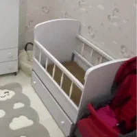 تخت گهواره نوزاد کاملا سالم و مشابه نو