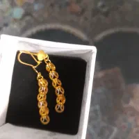 یک جفت گشواره طلا