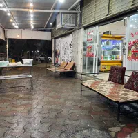 تخت آهنی و چوبی