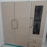 کمد لباس و ویترین