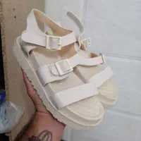 صندل تابستونی|کیف، کفش، کمربند|قم, نیروگاه|دیوار