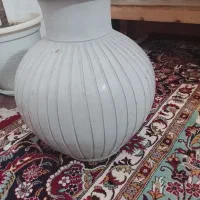 گلدان سفالی کارکرده سالم .