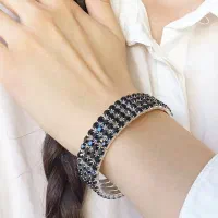 فروش انواع بدلیجات و زیور آلات