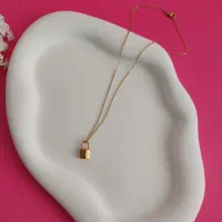 اکسسوری و بدلیجات شیک و ترند روز در دل‌آویز