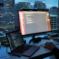 استخدام برنامه نویس