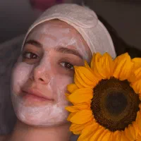 خدمات و آموزش تخصصی فیشال( پاکسازی پوست)