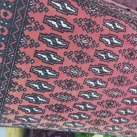 پشتی قرمز فروشی