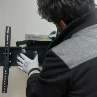 نصب پایه تلویزیون آنتن TVگیرنده دیجیتال