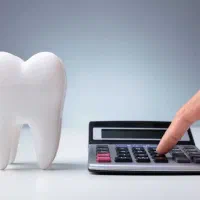 خدمات بیمه دندانپزشکی