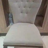 صندلی ناهارخوری (پذیرایی) در حد نو