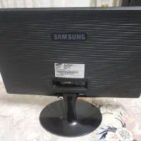 مانیتور ۱۸ اینچ ال ای دی سامسونگ. بدون خط و خش.