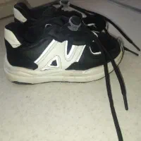 کتونی بچگانه