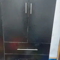 کمد جای لباس جا دار