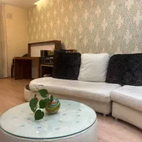 منزل شیک و مبله سه خواب در بهترین منطقه ی شهر|اجارهٔ کوتاهمدت آپارتمان و سوئیت|شیراز, عفیفآباد|دیوار