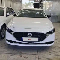 مزدا 3 سفید داخل مارون بهمن موتور با دوربین