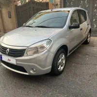 رنو ساندرو دنده مدل ۱۳۹۵ نقره ای بدون رنگ کم کار|خودرو سواری و وانت|تهران, شمسآباد|دیوار