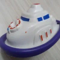 اسباب‌بازی قایق