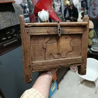 صندوقچه چوبی قدیمی