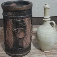 گلدان وکوزه سفالی بزرگ