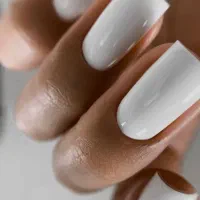 کاشت ناخن فقط ۵۰۰ تا ۱۸ مرداد