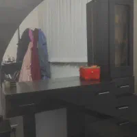 میز آرایش جادار و تمیز