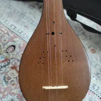 سه تار دیبا به همراه هاردکیس|سازهای سنتی|وحیدیه, |دیوار