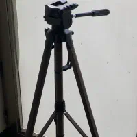 سه پاییه دوربین حالت تی