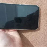 ایفون (یازده ۱۱)|موبایل|پرند, فاز ۲|دیوار