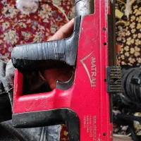 یک عدد میخکوب مطرح