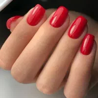 خدمات کاشت ناخن و طراحی در تخفیف ویژه