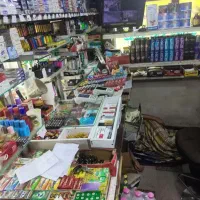 فروشنده سوپر مارکت با جای خواب