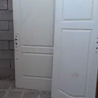 دوعدد درب اتاق ویک عدد درب حیاط ماشین رو