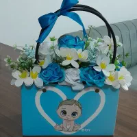 گل ماندگار برای تبریک.هرکدام ۴۰۰ هزار